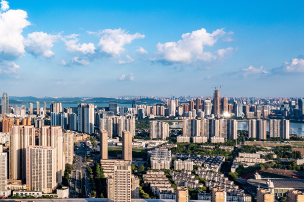 建筑能耗監(jiān)測系統(tǒng)如何推進(jìn)公共建筑節(jié)能降碳？(圖1)